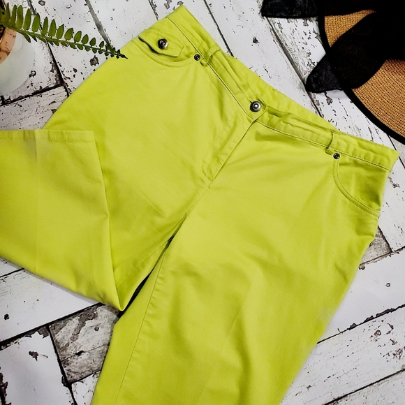 Ruby Rd. Pants - Ruby Road Lime Green Capri Pants 12P